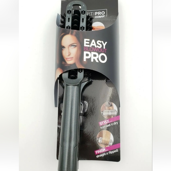 InfinitiPro By Conair Easy Blowout Pro Hair Brush - Picture 1 of 3